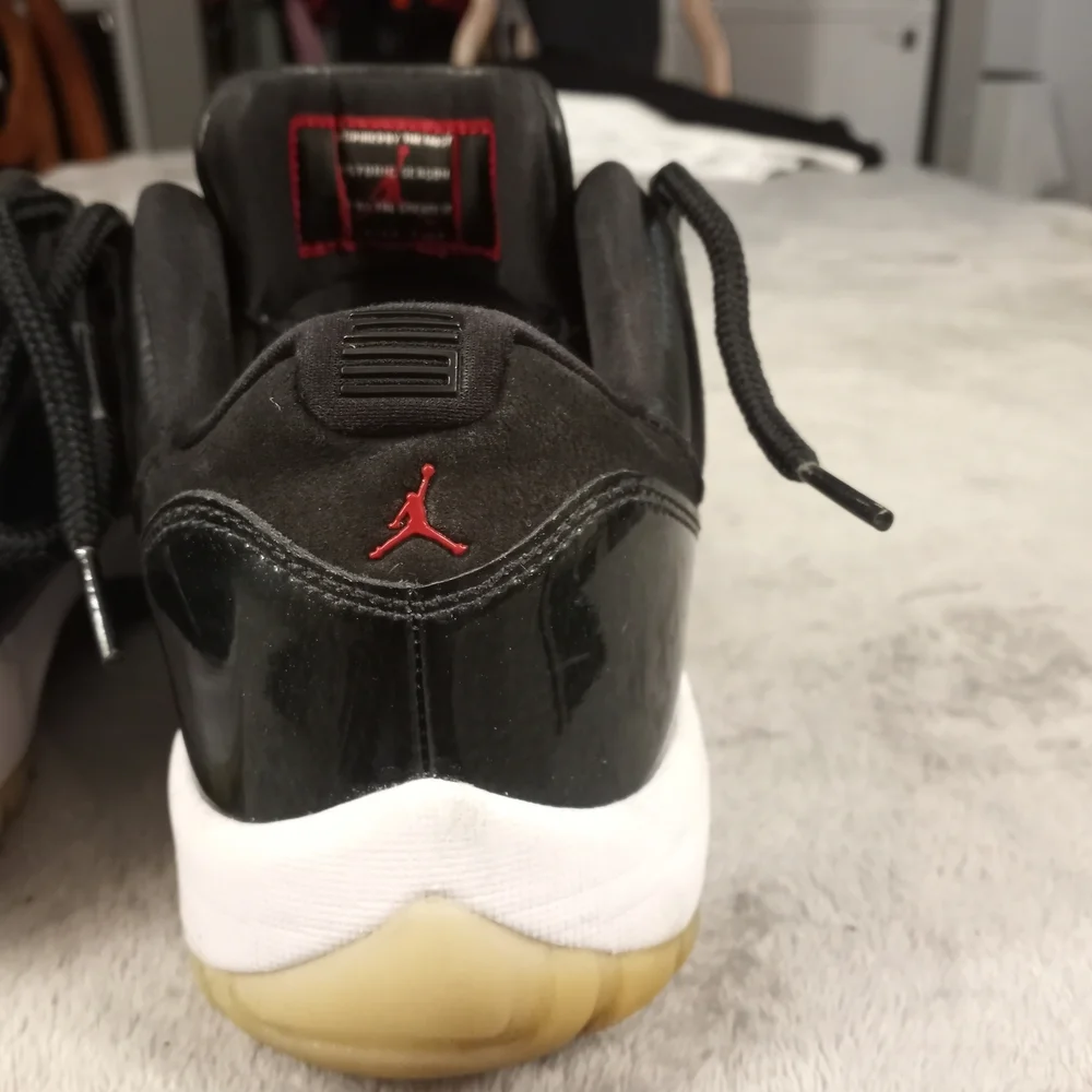 Jordan Retro Low  Basketball Shoes Size 11.5 Jordan Men's Black Sneakers - Picture 6 of 12